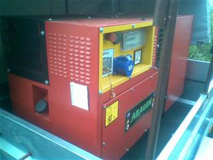 GROUPE ELECTROGENE D'OCCASION DE 6 KVA longueur 1200 largeur 560 hoteur 830  KG 180 
