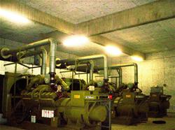 Groupe Electrogene CUMMINS : 3 fois 1000 kVa, d'occasion, sur skid, auto, couplables 
