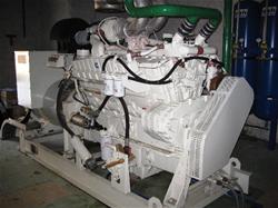 Groupe Electrog�ne CUMMINS : de 630/700 kVa, sur skid, auto 