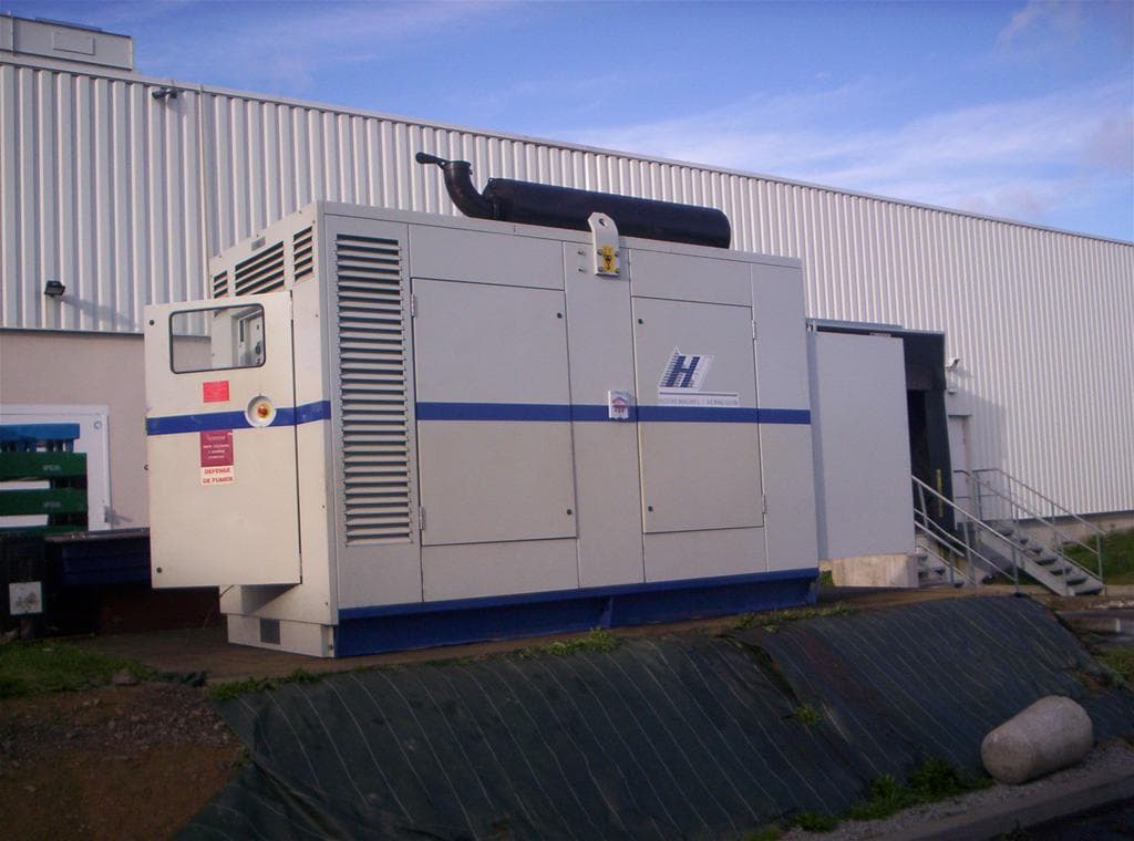 Super U de Janzé — groupe 400 kVA d'occasion