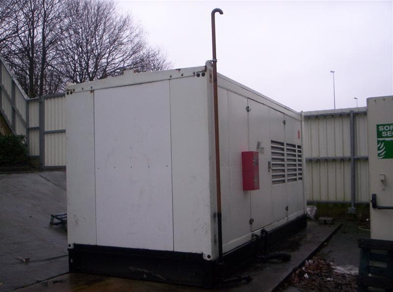 Centre E.Leclerc de Fougères — groupe 630 kVA Perkins