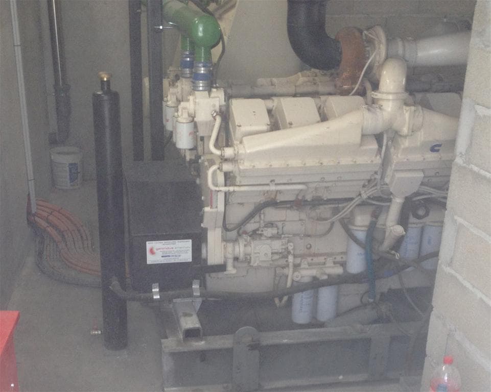 Centre Leclerc de Bordeaux Saint-Louis — groupe 1000 kVA d'occasion